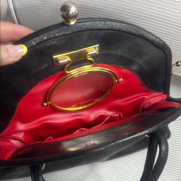 Lou Taylor Black Vintage Shoulder Bag - Picture 8 of 8